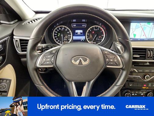 2018 INFINITI QX30 Premium