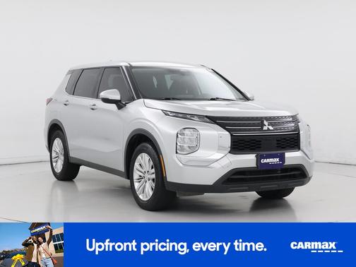 2023 Mitsubishi Outlander ES