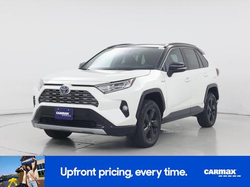 White 2021 Toyota RAV4 Hybrid XSE
