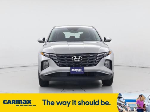 2023 Hyundai TUCSON SE