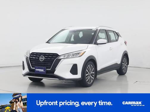 White 2021 Nissan Kicks SV