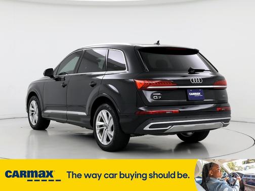2022 Audi Q7 Premium Plus