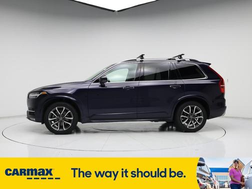 2016 Volvo XC90 T6 Momentum