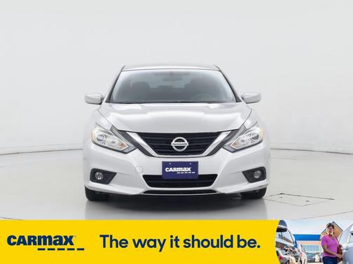 2016 Nissan Altima SV