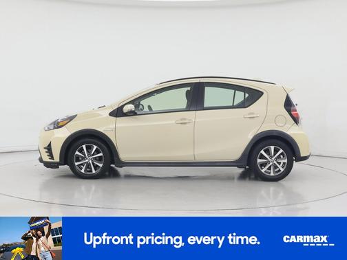 Tan 2018 Toyota Prius c Two