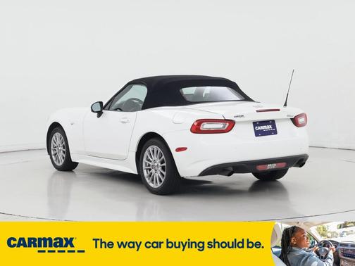 2017 FIAT 124 Spider Classica