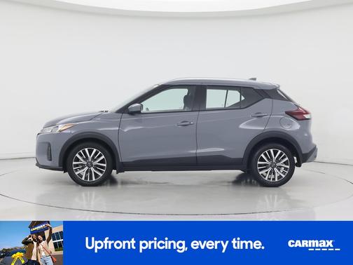 Gray 2024 Nissan Kicks SV