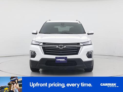 White 2023 Chevrolet Traverse LT Cloth