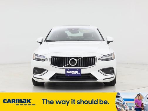2022 Volvo S60 B5 Inscription