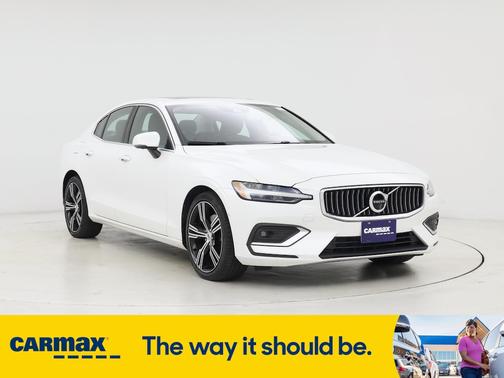 2022 Volvo S60 B5 Inscription