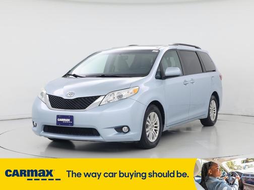 2016 Toyota Sienna XLE