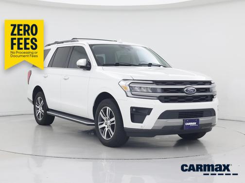 White 2023 Ford Expedition XLT