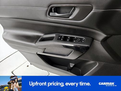 2023 Nissan Pathfinder SV