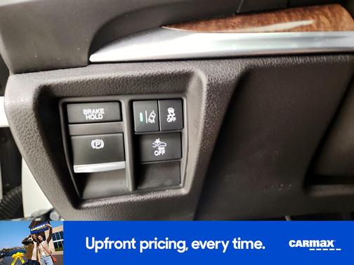 White 2017 Acura MDX