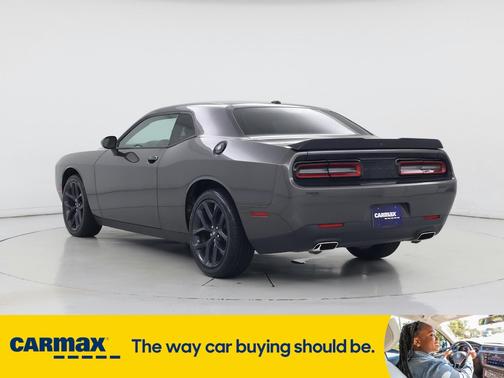 2022 Dodge Challenger SXT