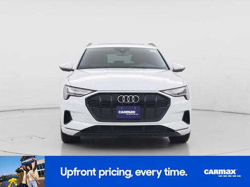 2022 Audi e-tron Premium