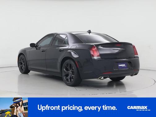 2022 Chrysler 300 Touring