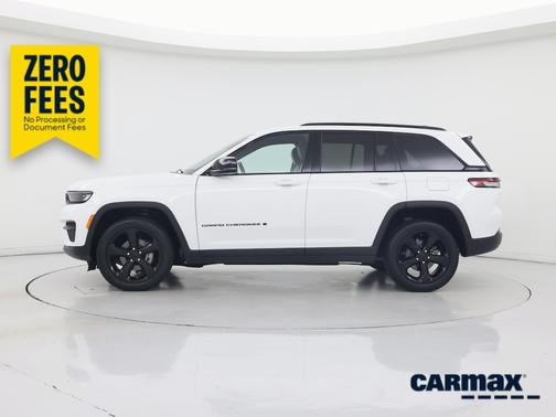 White 2025 Jeep Grand Cherokee Altitude X