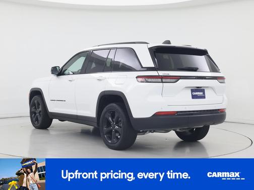 White 2025 Jeep Grand Cherokee Altitude X
