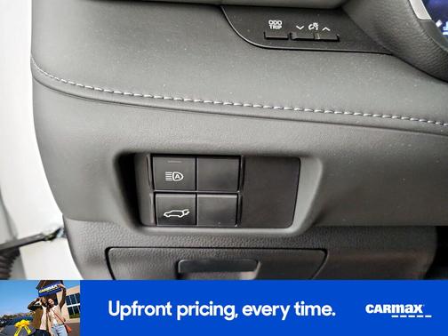 Pearl 2022 Toyota Highlander XLE