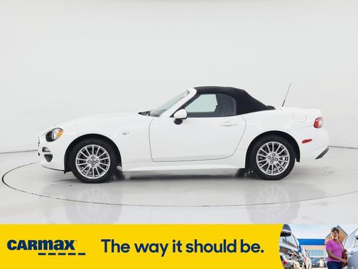 2017 FIAT 124 Spider Classica