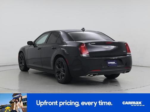 2020 Chrysler 300 Touring