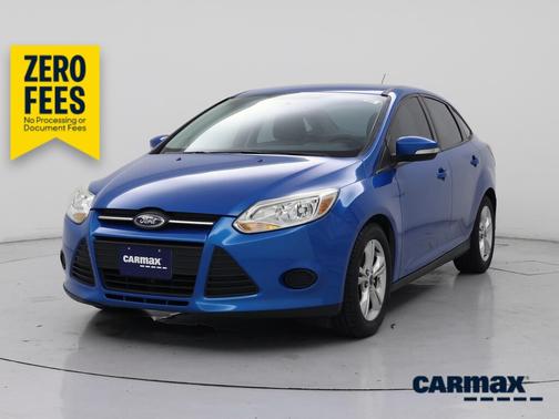 Blue 2014 Ford Focus SE