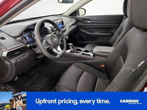 2024 Nissan Altima SV