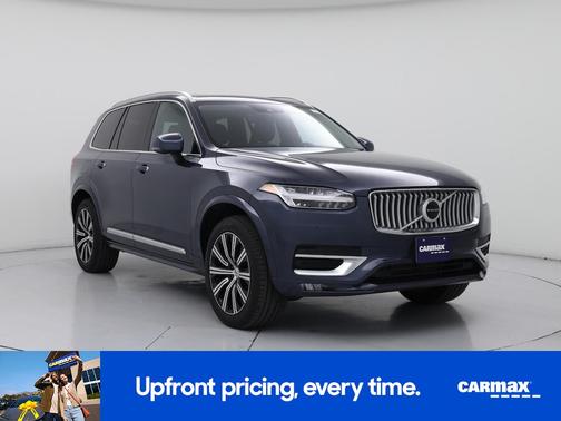 2022 Volvo XC90 T5 Momentum
