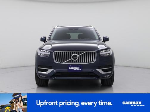 2022 Volvo XC90 T5 Momentum