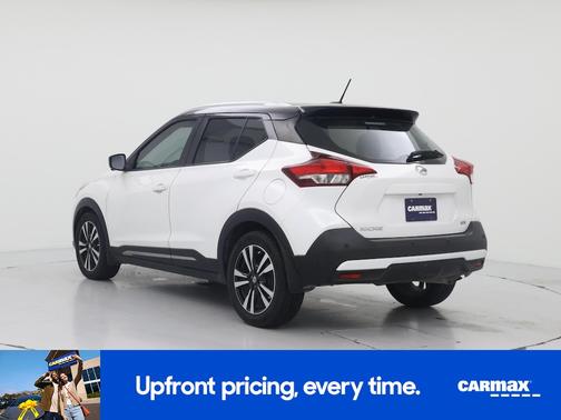 White 2020 Nissan Kicks SR