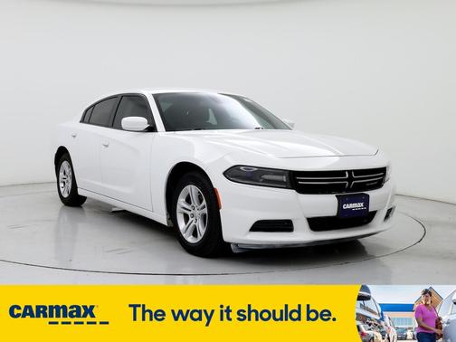 2016 Dodge Charger SE