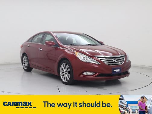 2013 Hyundai SONATA SE
