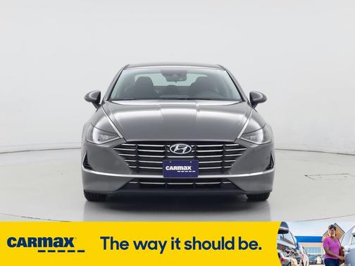 2022 Hyundai SONATA SE