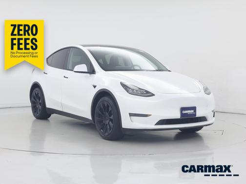 White 2023 Tesla Model Y