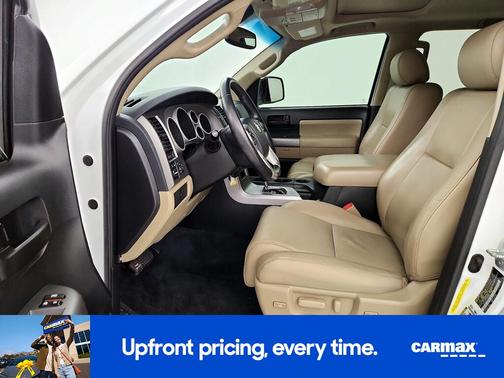 White 2016 Toyota Sequoia SR5