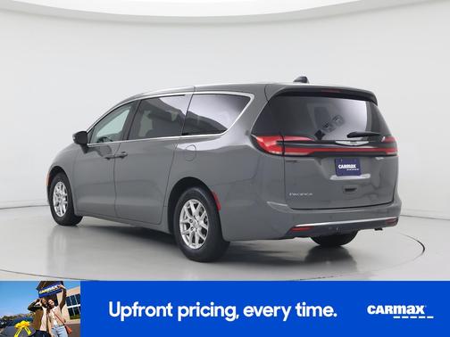 Gray 2023 Chrysler Pacifica Touring L