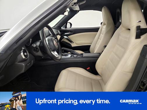 2019 FIAT 124 Spider Lusso