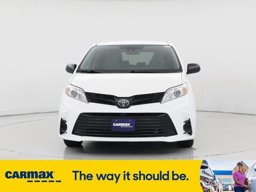 2019 Toyota Sienna L