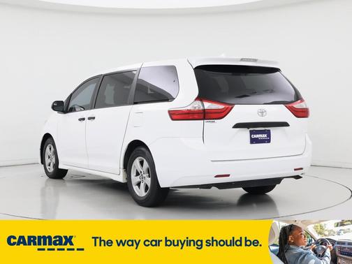 2019 Toyota Sienna L