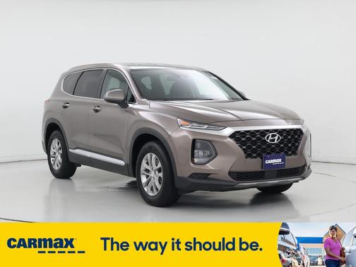 2019 Hyundai SANTA FE SE