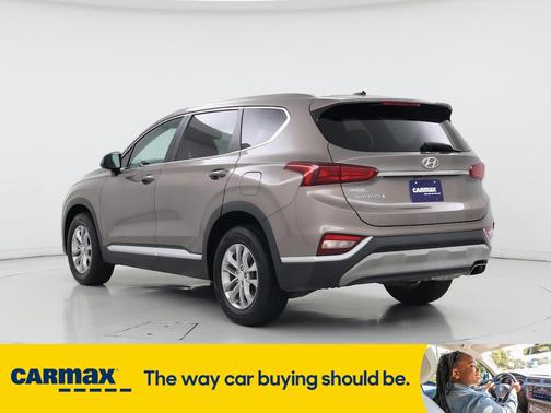 2019 Hyundai SANTA FE SE