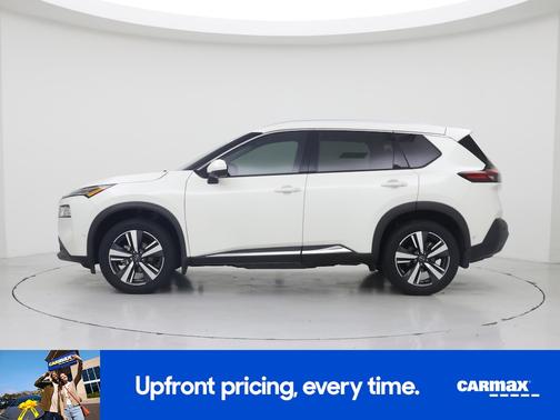White 2023 Nissan Rogue SL