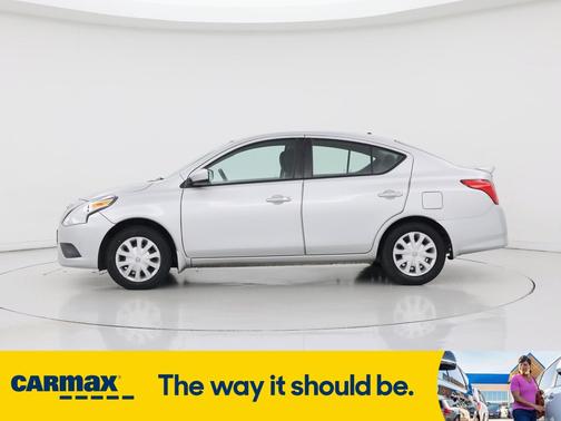 2019 Nissan Versa SV