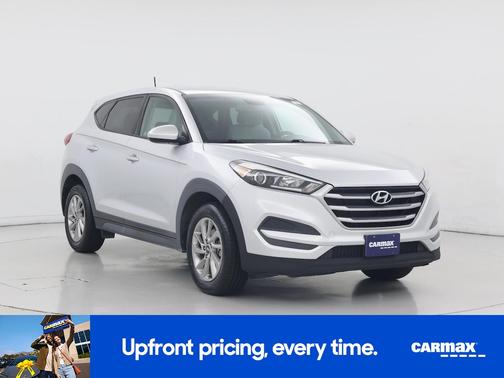 Silver 2017 Hyundai TUCSON SE