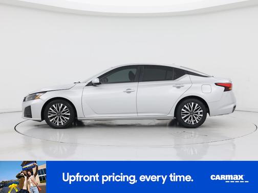 2023 Nissan Altima SV