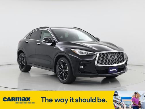 2022 INFINITI QX55 Essential