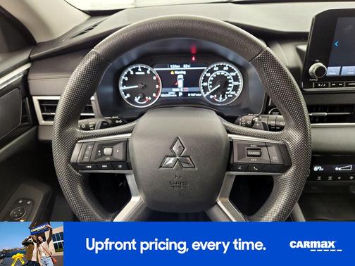 2023 Mitsubishi Outlander ES