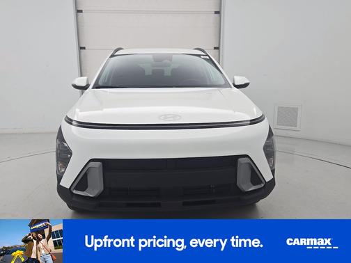 White 2025 Hyundai KONA SEL