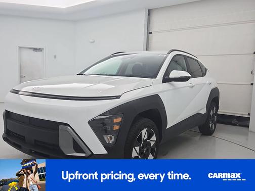 White 2025 Hyundai KONA SEL